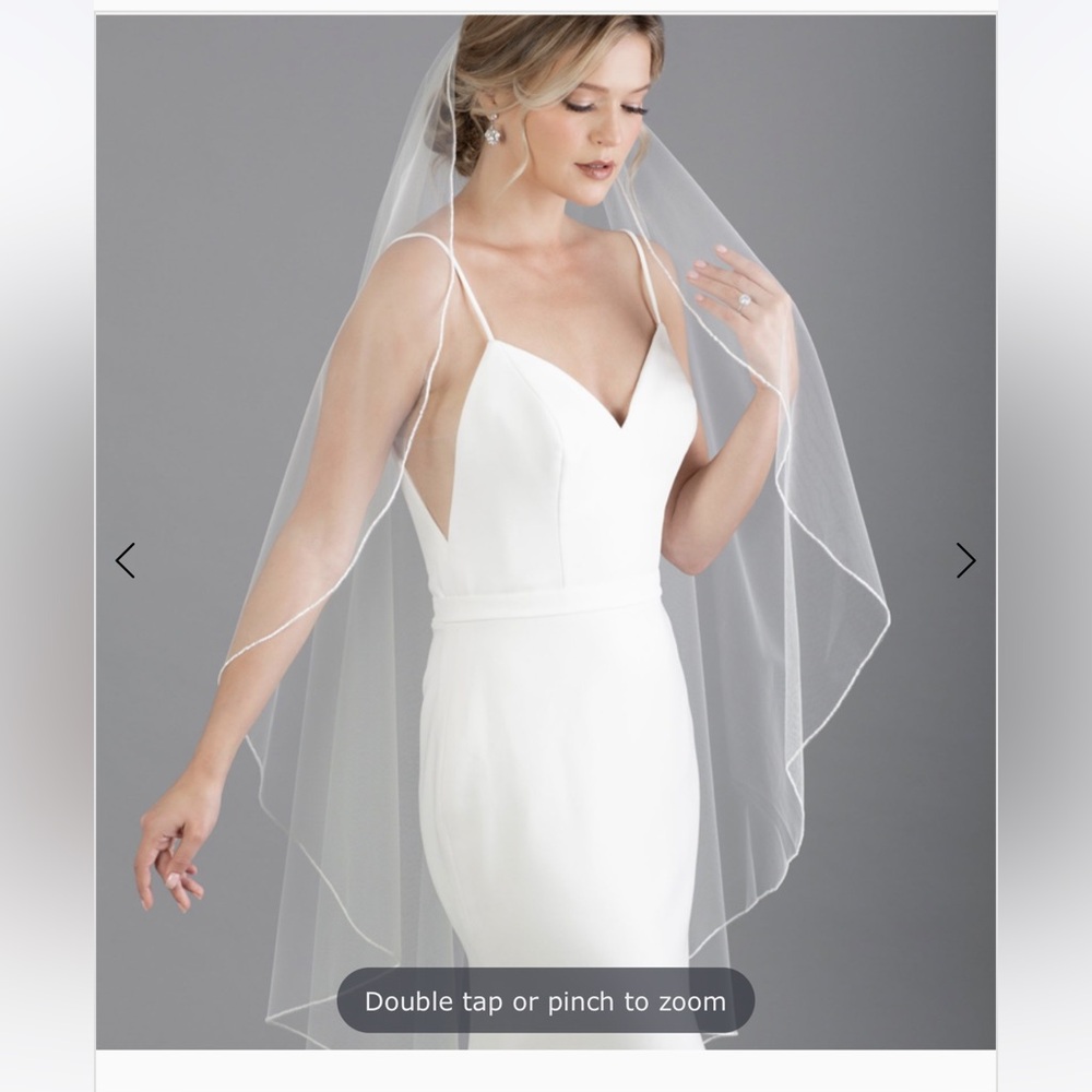 NWT Bel Aire Bridal Veil 7700